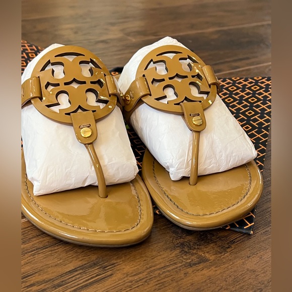 Tory Burch sandals - Picture 6 of 12